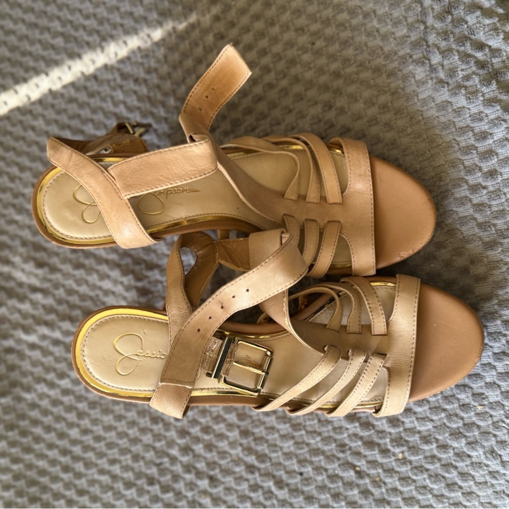 Jessica Simpson Tan Strappy Sandals